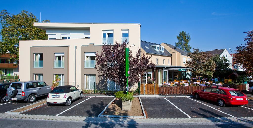 Bauernwirt Gasthof 2*